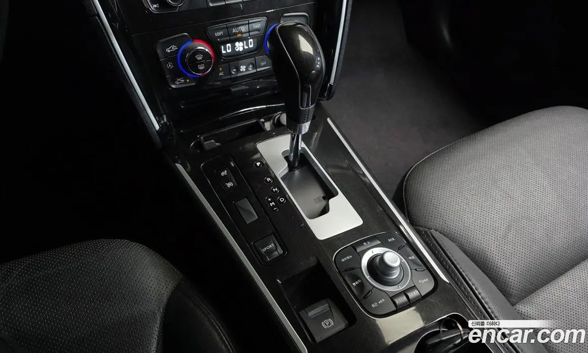 Renault (Samsung) SM7 2015 2.5 автомат (гидро), фото 9 Renault (Samsung) SM7 2015 2.5 автомат (гидро), фото 9