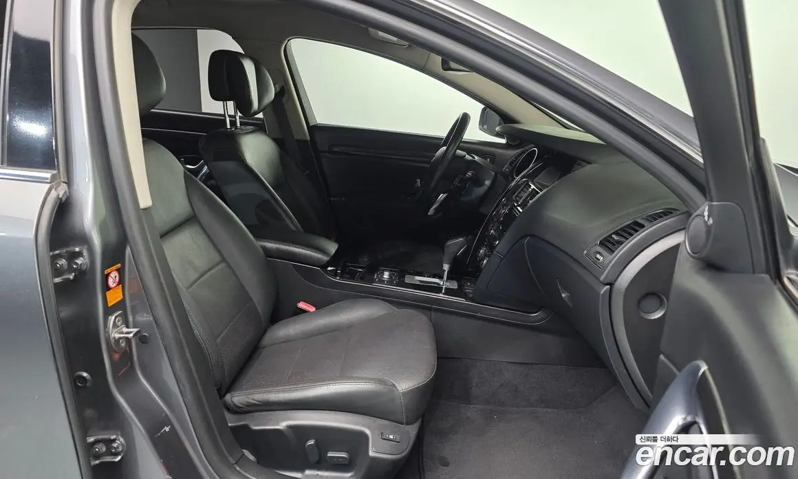 Renault (Samsung) SM7 2015 2.5 автомат (гидро), фото 10 Renault (Samsung) SM7 2015 2.5 автомат (гидро), фото 10