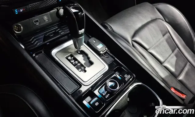 SsangYong Rexton 2018 2.2 автомат (гидро), миниатюра 9 SsangYong Rexton 2018 2.2 автомат (гидро), миниатюра 9
