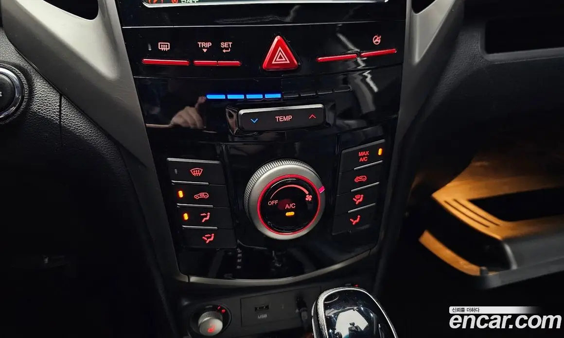 SsangYong TIBOLI 2016 1.6 автомат (гидро), фото 16