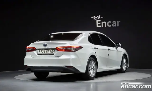 Toyota Camry 2024 2.5 автомат (гидро), миниатюра 2