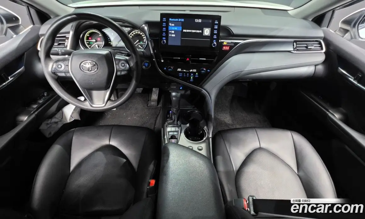 Toyota Camry 2024 2.5 автомат (гидро), фото 7