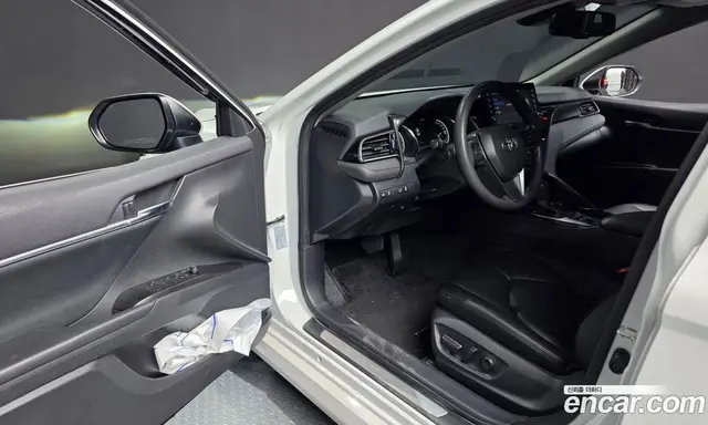 Toyota Camry 2024 2.5 автомат (гидро), миниатюра 10
