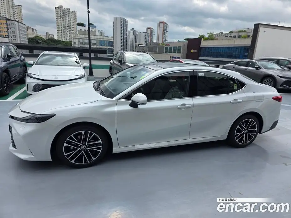 Toyota Camry 2026 2.5 автомат (гидро), фото 4 Toyota Camry 2026 2.5 автомат (гидро), фото 4