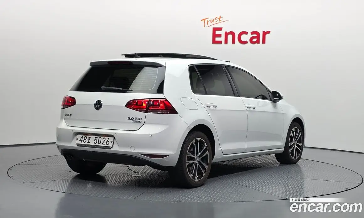 Volkswagen Golf 2015 2.0 автомат (гидро), фото 2 Volkswagen Golf 2015 2.0 автомат (гидро), фото 2