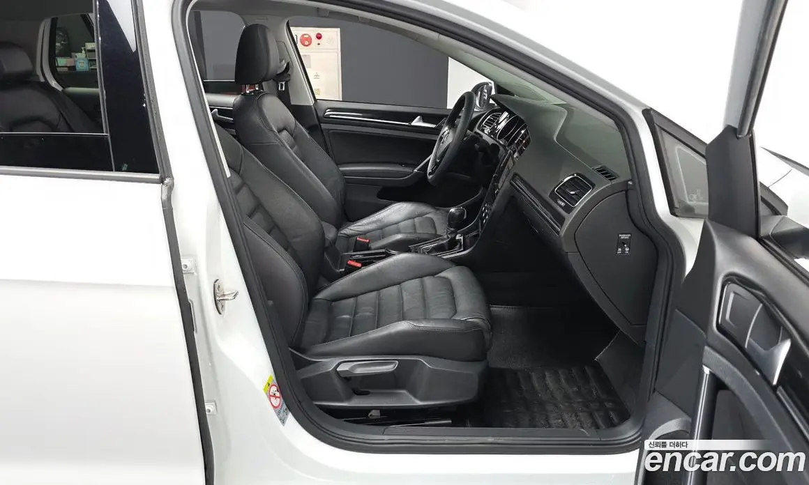 Volkswagen Golf 2015 2.0 автомат (гидро), фото 11 Volkswagen Golf 2015 2.0 автомат (гидро), фото 11