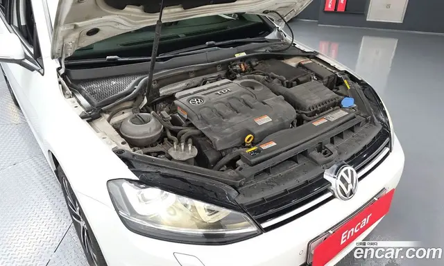 Volkswagen Golf 2015 2.0 автомат (гидро), миниатюра 6 Volkswagen Golf 2015 2.0 автомат (гидро), миниатюра 6