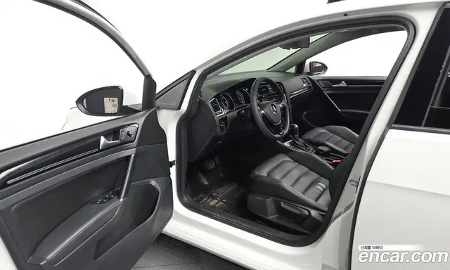 Volkswagen Golf 2015 2.0 автомат (гидро), миниатюра 10 Volkswagen Golf 2015 2.0 автомат (гидро), миниатюра 10