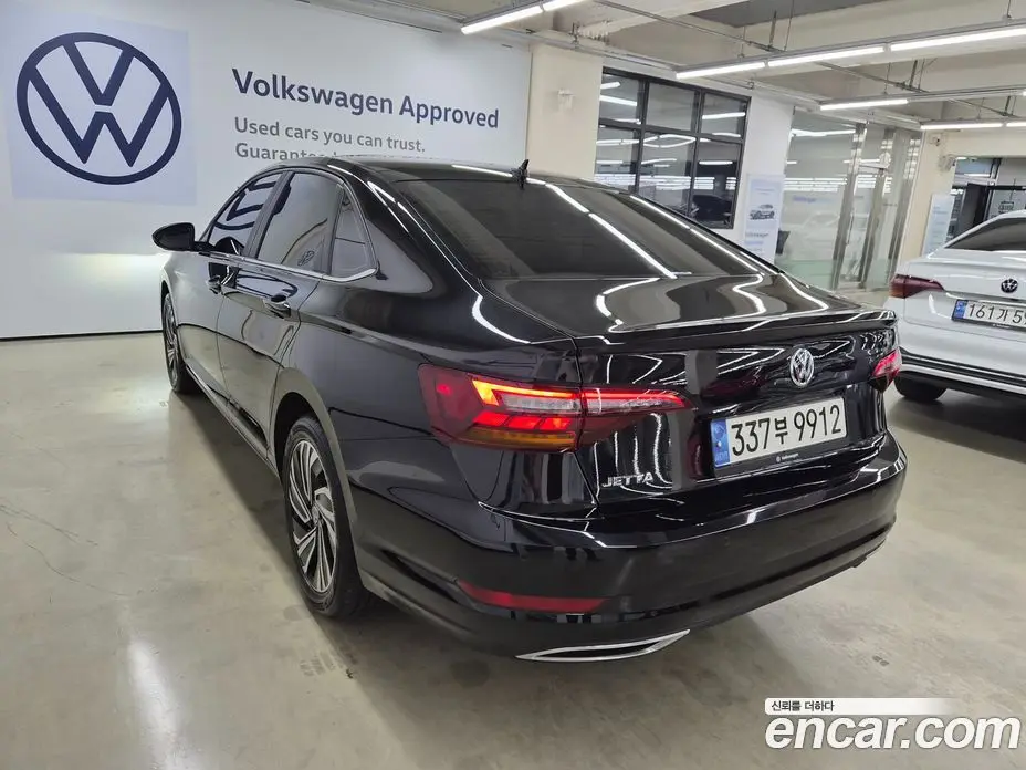 Volkswagen Jetta 2020 1.4 автомат (гидро), фото 17