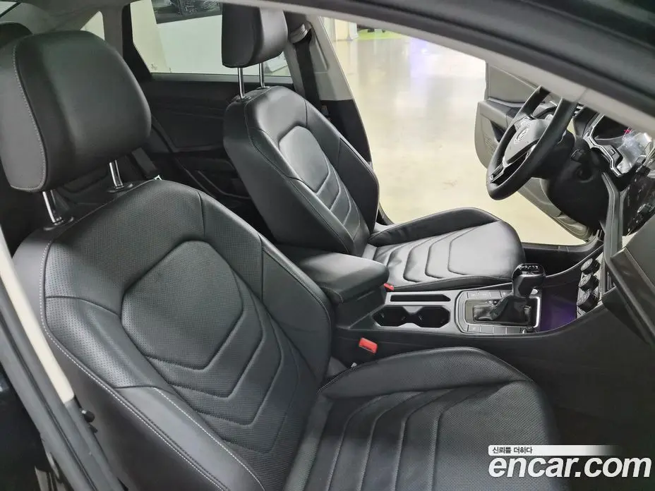 Volkswagen Jetta 2020 1.4 автомат (гидро), фото 10