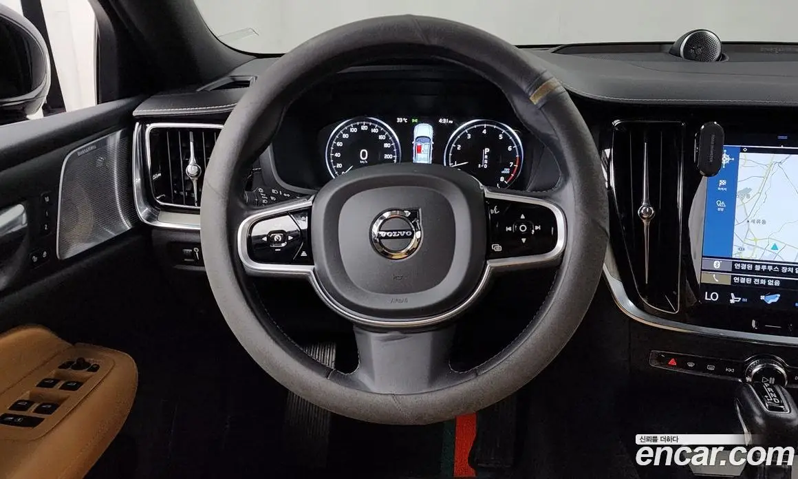 Volvo S60 2019 2.0 автомат (гидро), фото 13 Volvo S60 2019 2.0 автомат (гидро), фото 13