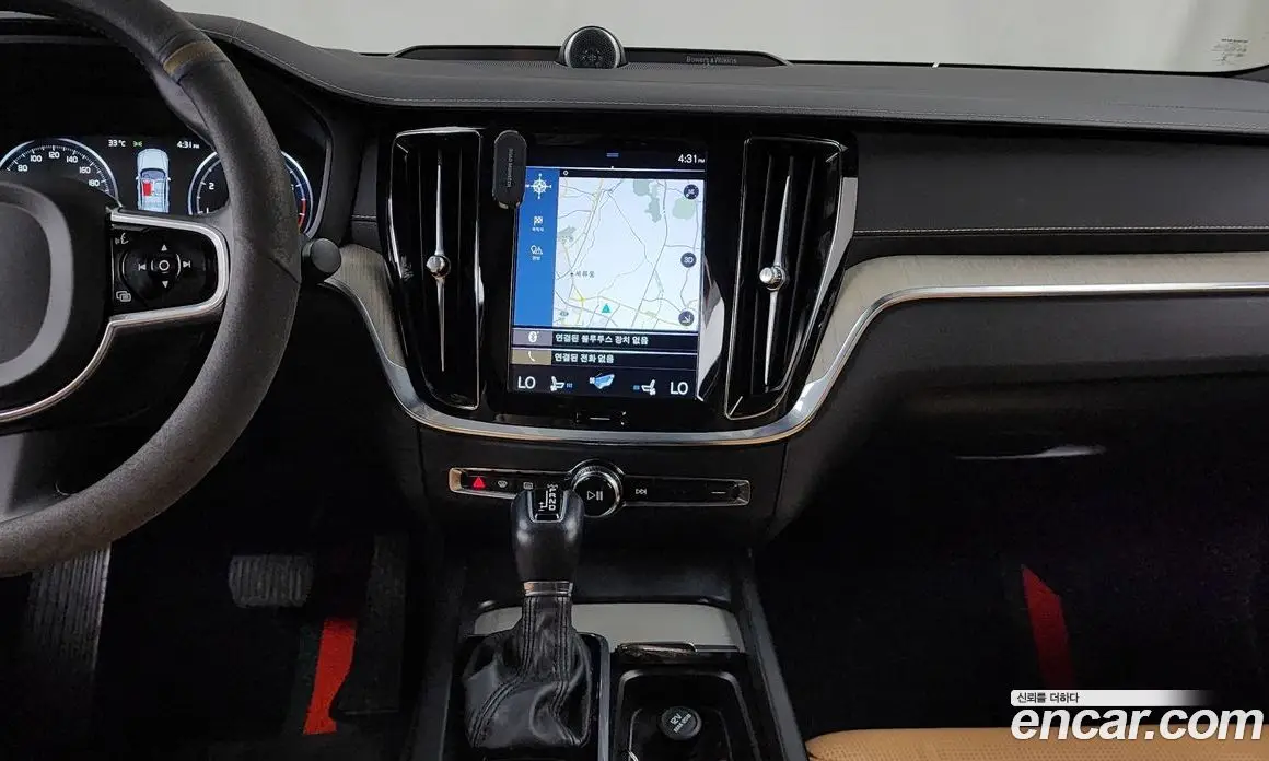 Volvo S60 2019 2.0 автомат (гидро), фото 14 Volvo S60 2019 2.0 автомат (гидро), фото 14