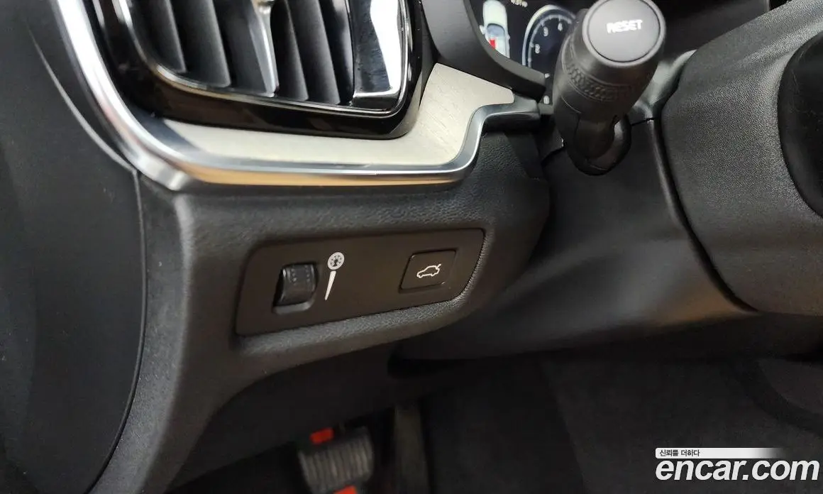Volvo S60 2019 2.0 автомат (гидро), фото 16 Volvo S60 2019 2.0 автомат (гидро), фото 16