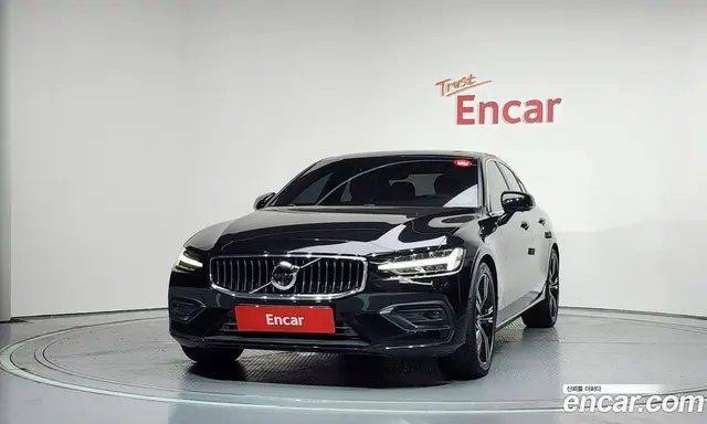 Volvo S60 2019 2.0 автомат (гидро), миниатюра 3 Volvo S60 2019 2.0 автомат (гидро), миниатюра 3