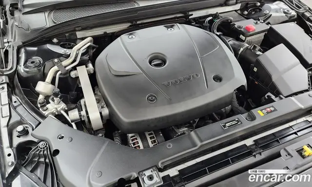 Volvo S60 2019 2.0 автомат (гидро), миниатюра 6 Volvo S60 2019 2.0 автомат (гидро), миниатюра 6