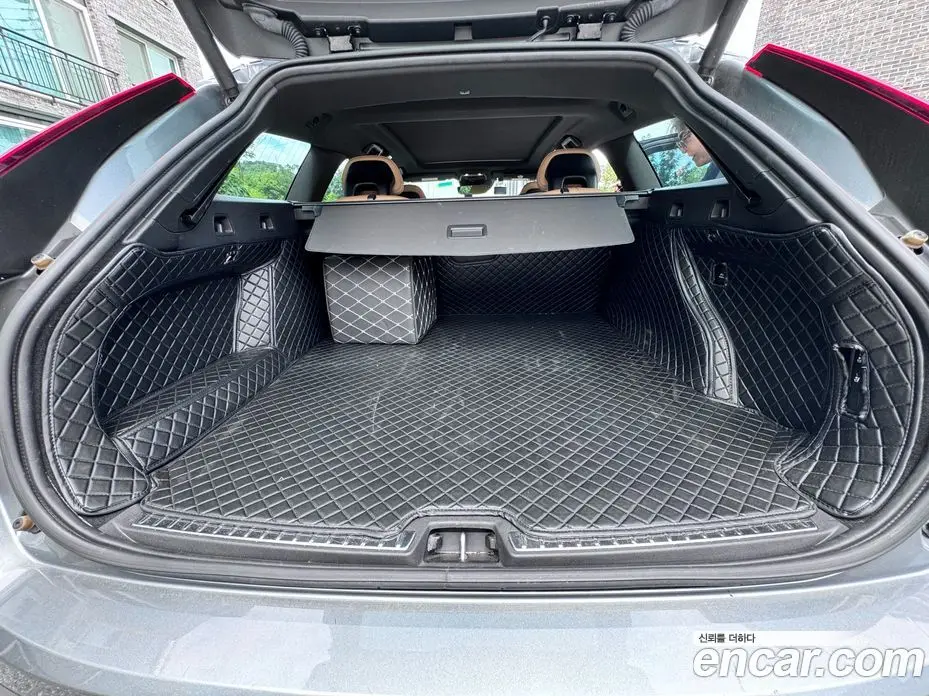 Volvo V90 2018 2.0 автомат (гидро), фото 16 Volvo V90 2018 2.0 автомат (гидро), фото 16