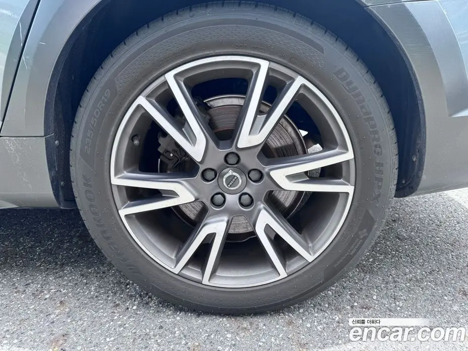 Volvo V90 2018 2.0 автомат (гидро), фото 5 Volvo V90 2018 2.0 автомат (гидро), фото 5