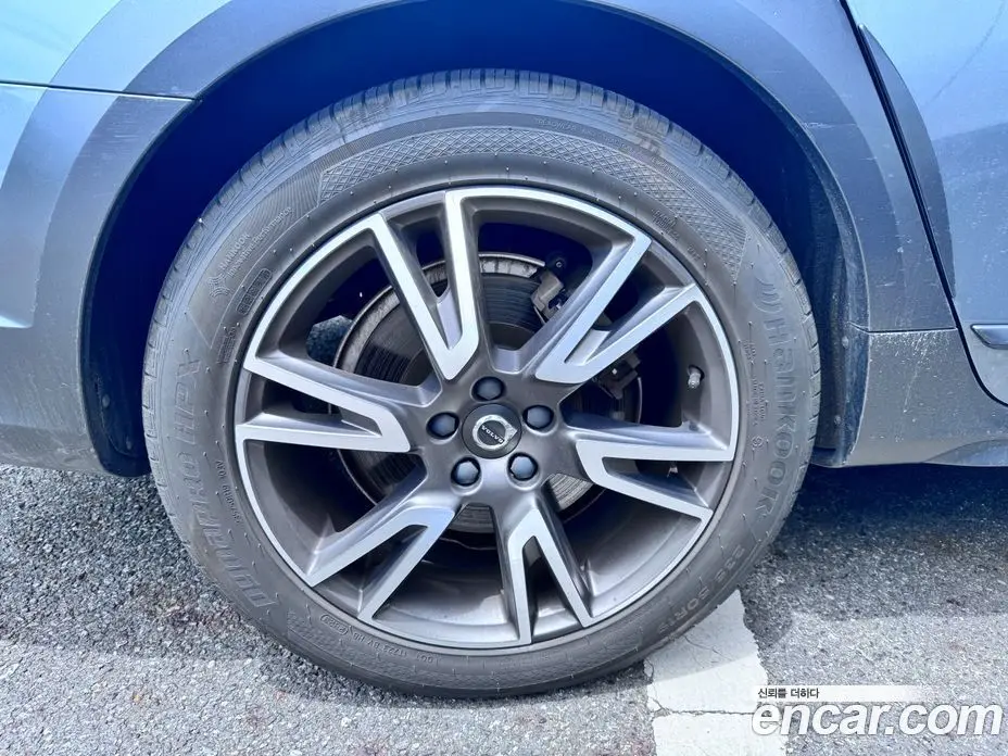 Volvo V90 2018 2.0 автомат (гидро), фото 8 Volvo V90 2018 2.0 автомат (гидро), фото 8