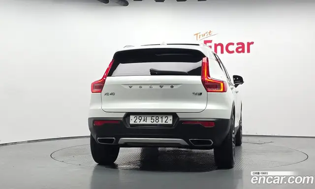 Volvo XC40 2019 2.0 автомат (гидро), миниатюра 4 Volvo XC40 2019 2.0 автомат (гидро), миниатюра 4