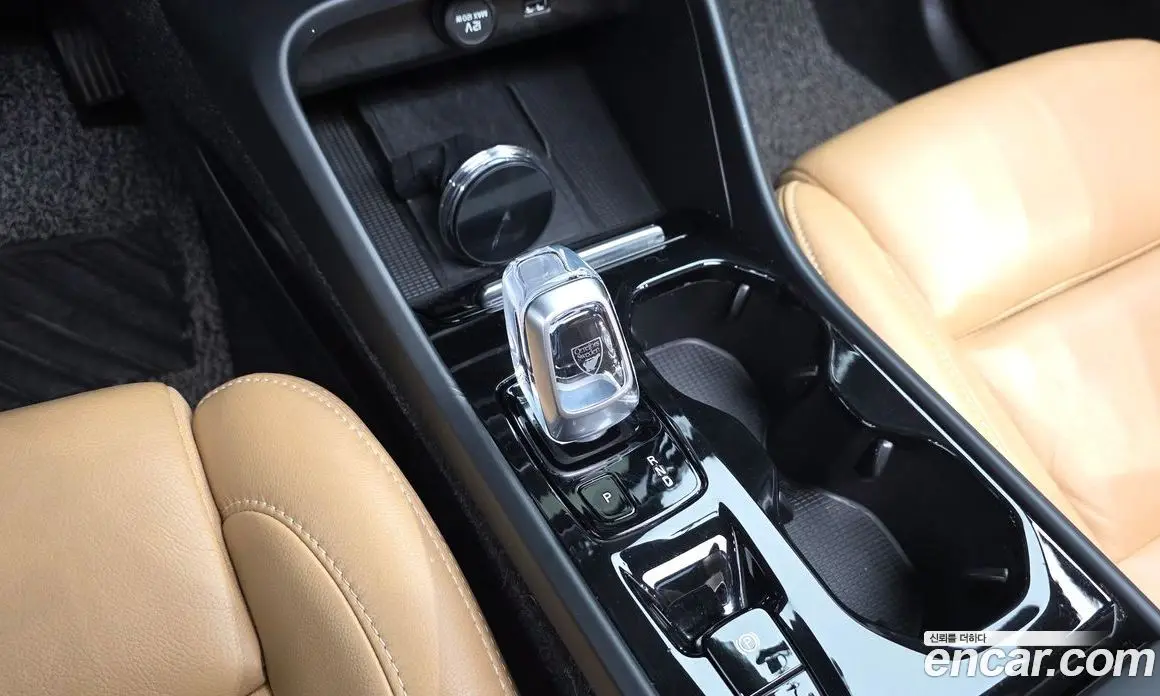 Volvo XC40 2019 2.0 автомат (гидро), фото 9 Volvo XC40 2019 2.0 автомат (гидро), фото 9