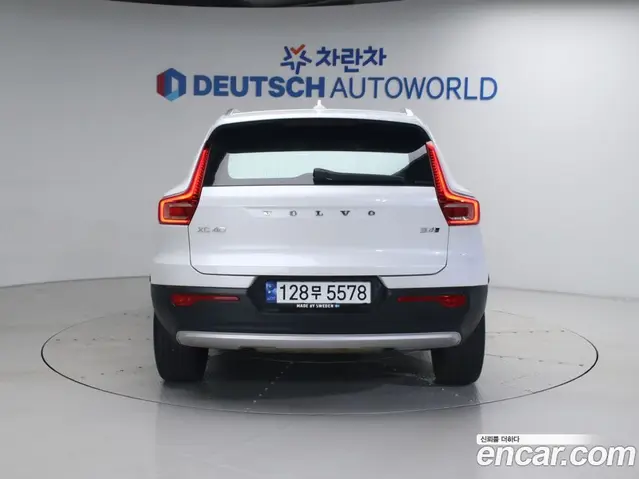Volvo XC40 2020 2.0 автомат (гидро), миниатюра 5
