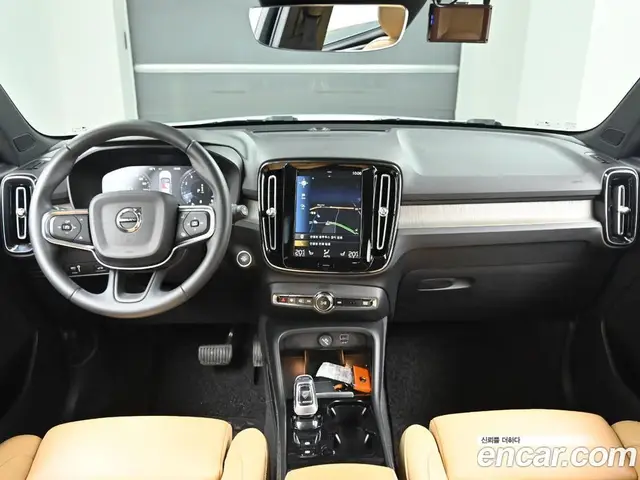 Volvo XC40 2020 2.0 автомат (гидро), миниатюра 7