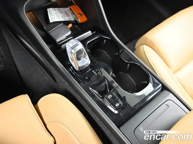 Volvo XC40 2020 2.0 автомат (гидро), миниатюра 9
