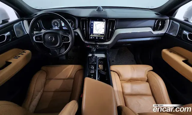 Volvo XC60 2017 2.0 автомат (гидро), миниатюра 7 Volvo XC60 2017 2.0 автомат (гидро), миниатюра 7