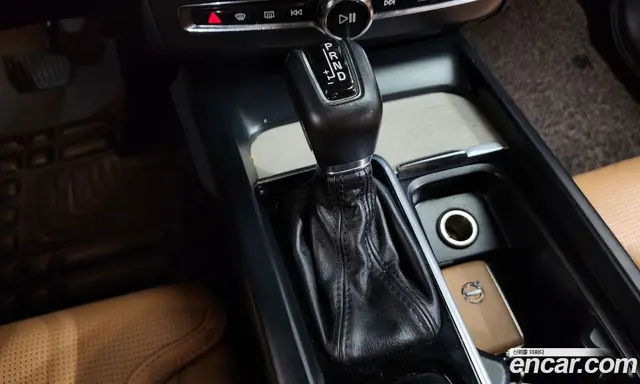 Volvo XC60 2017 2.0 автомат (гидро), миниатюра 9 Volvo XC60 2017 2.0 автомат (гидро), миниатюра 9