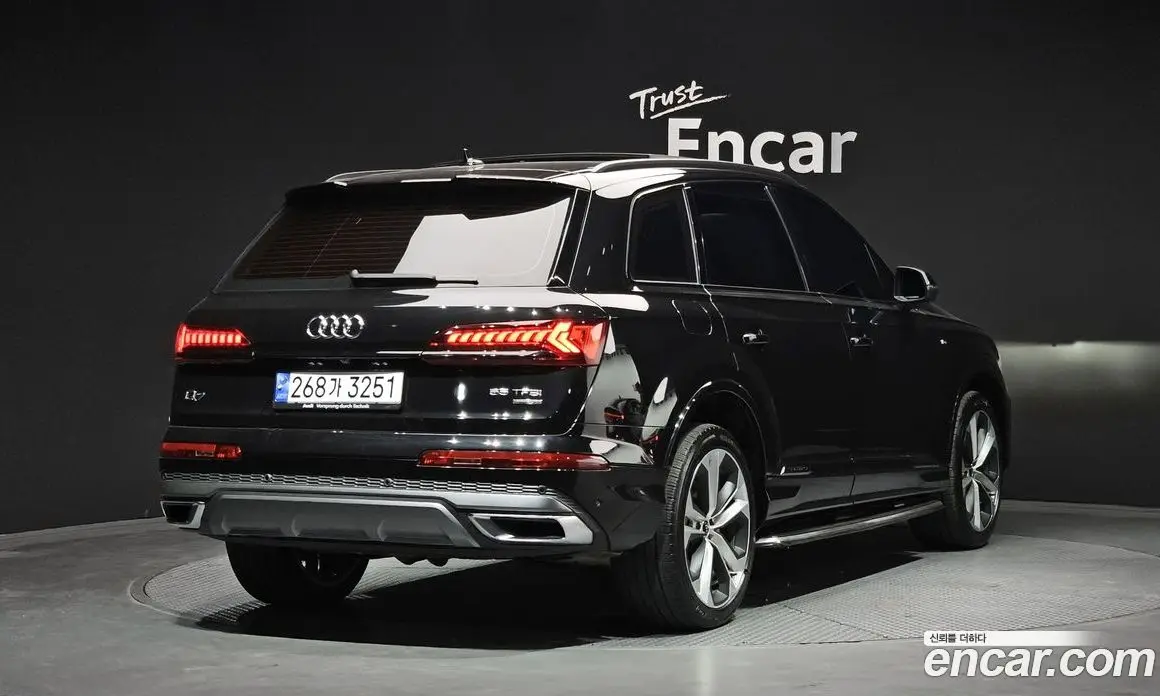 Audi Q7 2022 3.0 автомат (гидро), фото 2 Audi Q7 2022 3.0 автомат (гидро), фото 2