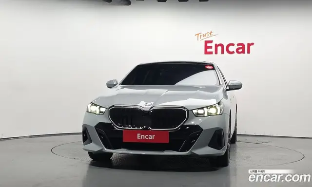BMW 5 серия 2025 2.0 автомат (гидро), миниатюра 3 BMW 5 серия 2025 2.0 автомат (гидро), миниатюра 3