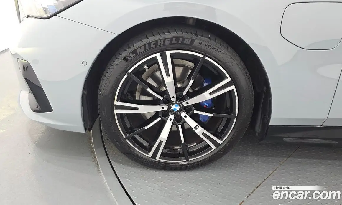 BMW 5 серия 2025 2.0 автомат (гидро), фото 5 BMW 5 серия 2025 2.0 автомат (гидро), фото 5