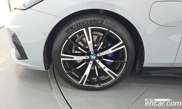 BMW 5 серия 2025 2.0 автомат (гидро), миниатюра 5 BMW 5 серия 2025 2.0 автомат (гидро), миниатюра 5