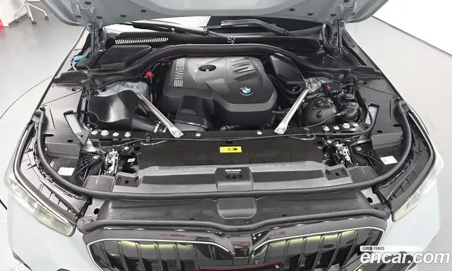 BMW 5 серия 2025 2.0 автомат (гидро), миниатюра 6 BMW 5 серия 2025 2.0 автомат (гидро), миниатюра 6