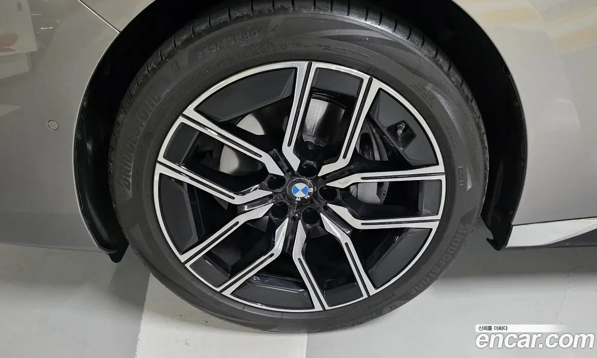 BMW 7 серия 2025 3.0 автомат (гидро), фото 18