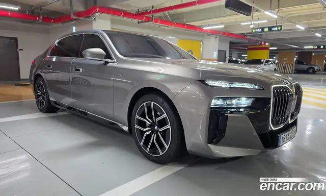BMW 7 серия 2025 3.0 автомат (гидро), миниатюра 7