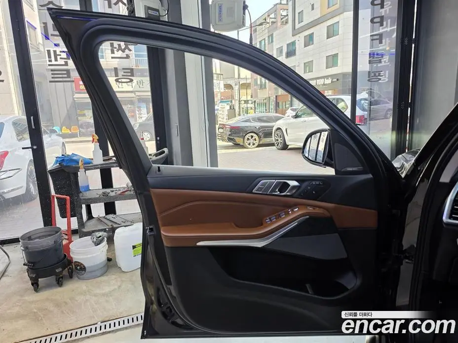 BMW X7 2022 3.0 автомат (гидро), фото 15