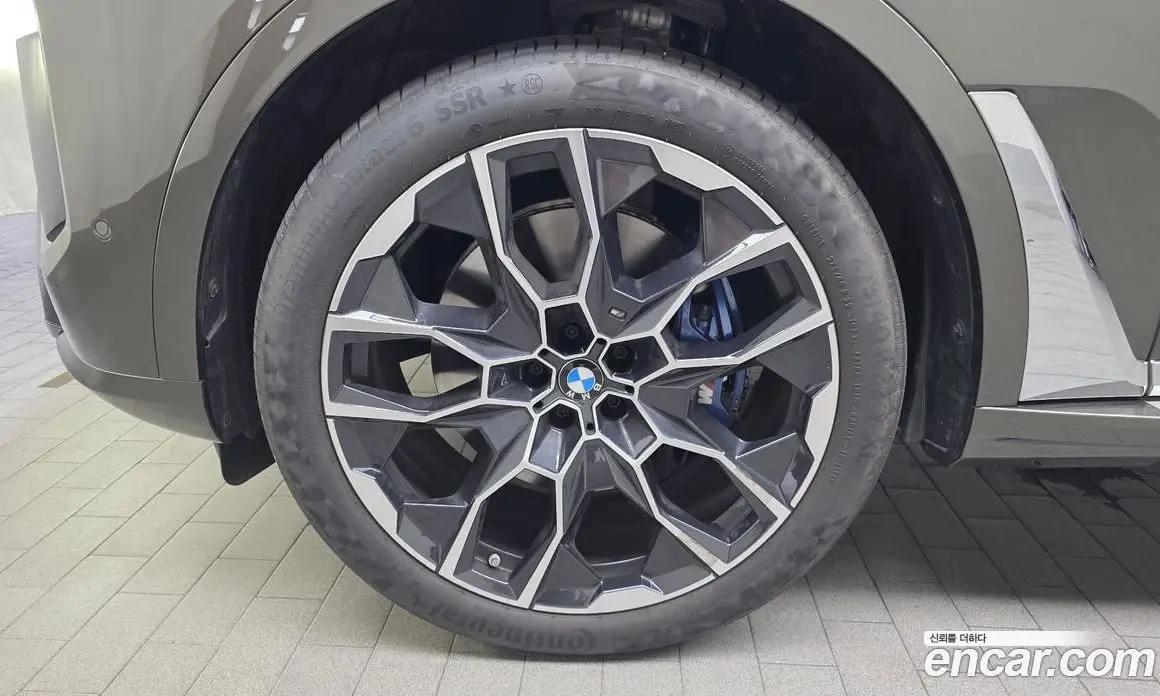 BMW X7 2024 3.0 автомат (гидро), фото 5