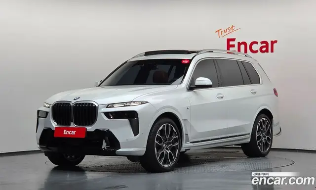 BMW X7, 2025, 9 425 км