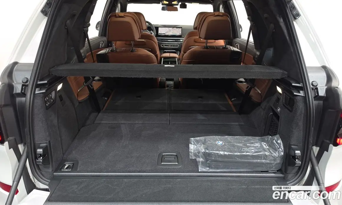 BMW X7 2025 3.0 автомат (гидро), фото 20