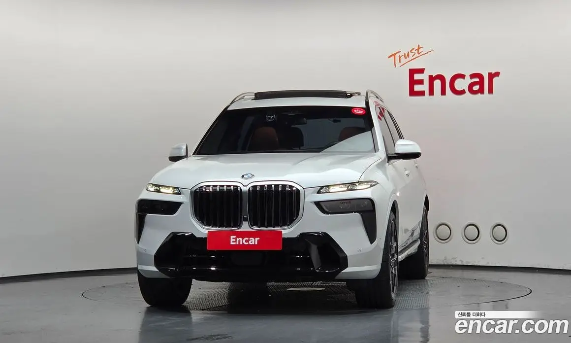 BMW X7 2025 3.0 автомат (гидро), фото 3