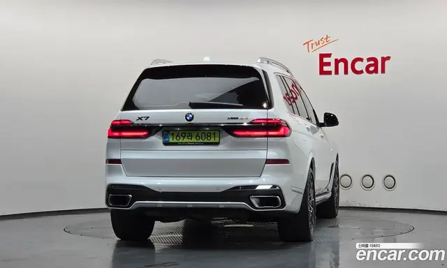 BMW X7 2025 3.0 автомат (гидро), миниатюра 4