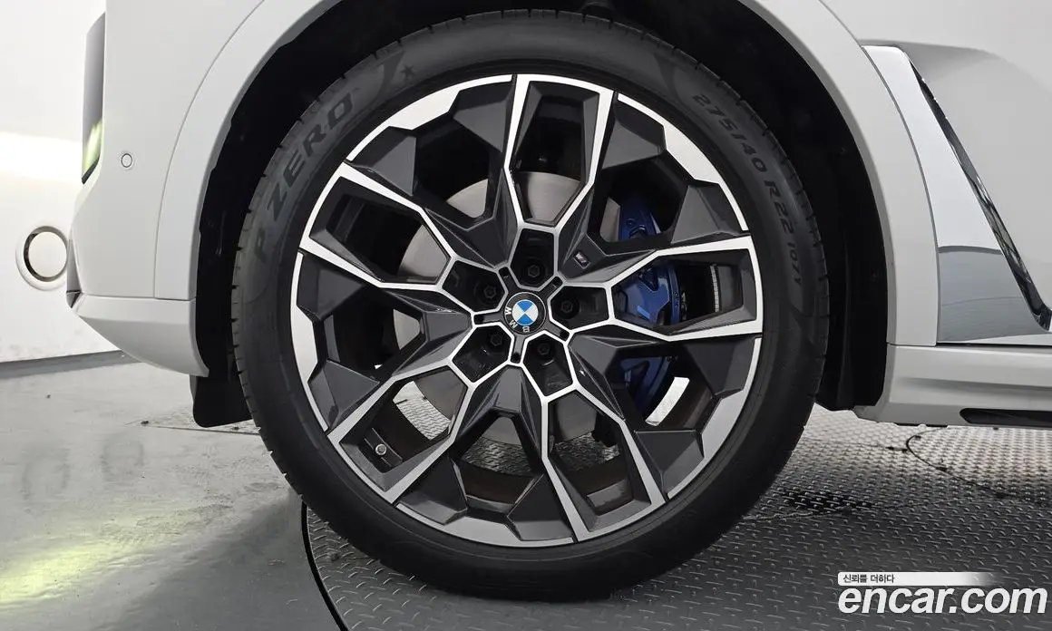 BMW X7 2025 3.0 автомат (гидро), фото 5