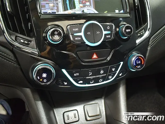 Chevrolet Cruze 2017 1.4 автомат (гидро), миниатюра 12