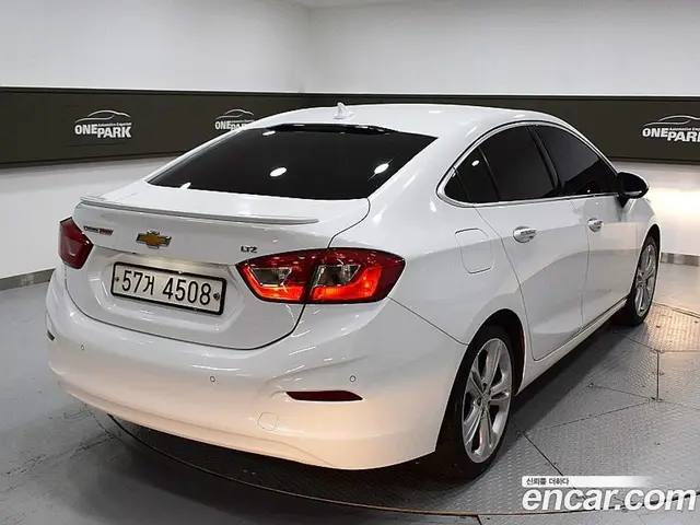 Chevrolet Cruze 2017 1.4 автомат (гидро), миниатюра 3 Chevrolet Cruze 2017 1.4 автомат (гидро), миниатюра 3