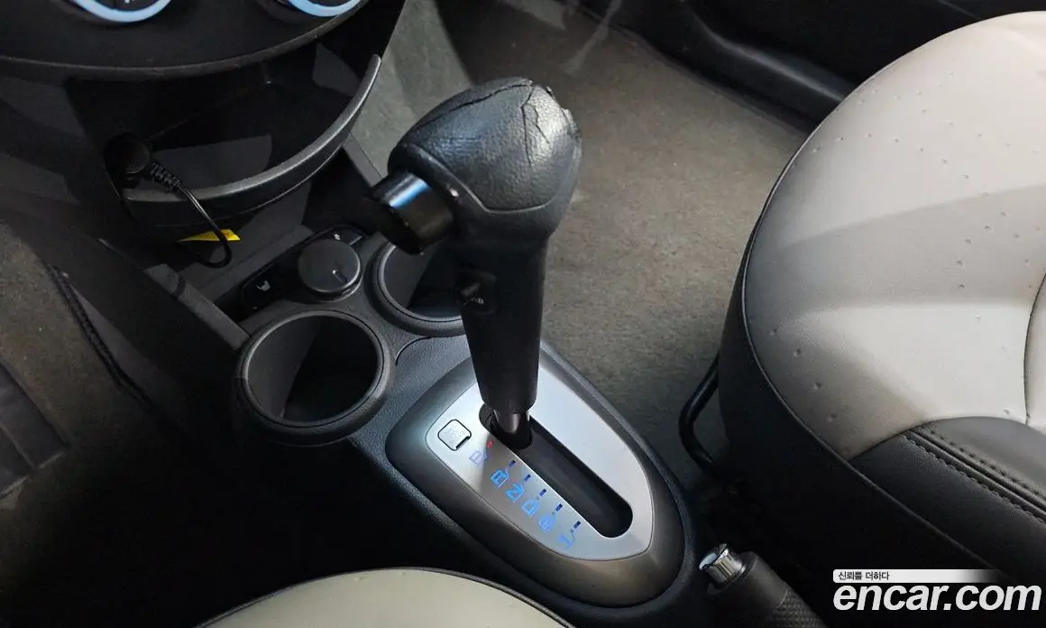 Chevrolet Matiz 2010 1.0 автомат (гидро), фото 9