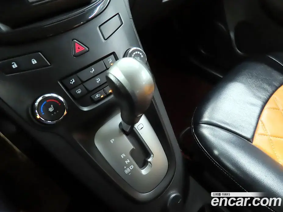 Chevrolet Orlando 2015 2.0 автомат (гидро), фото 13