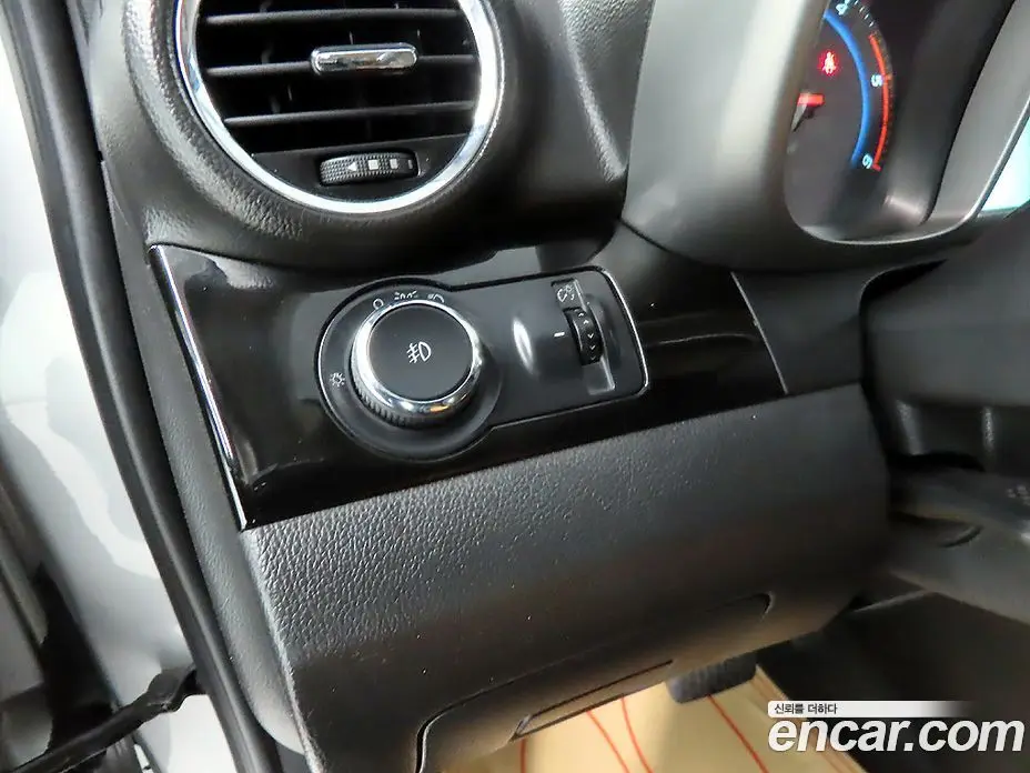 Chevrolet Orlando 2015 2.0 автомат (гидро), фото 15