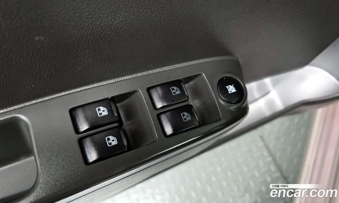 Chevrolet Spark 2011 1.0 автомат (гидро), фото 18