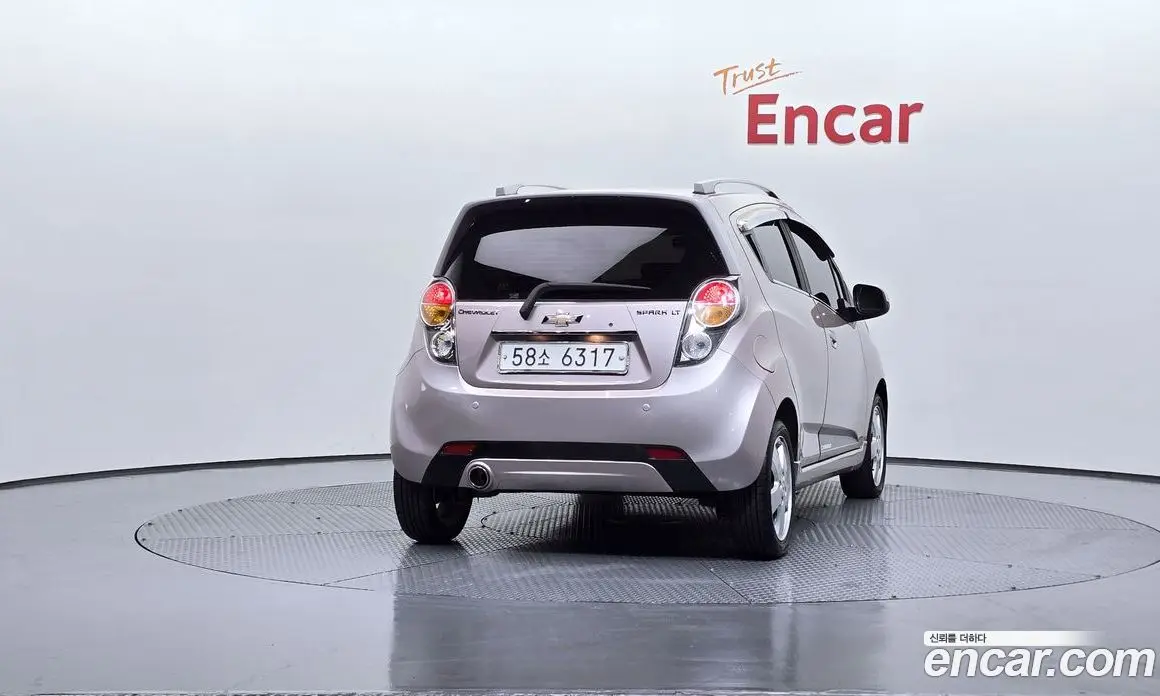 Chevrolet Spark 2011 1.0 автомат (гидро), фото 4
